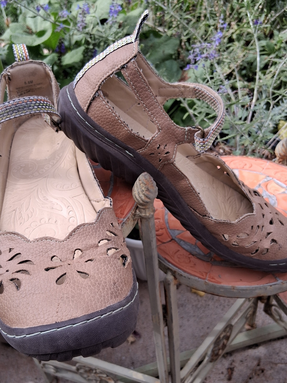 Jambu Leather Mary Jane's